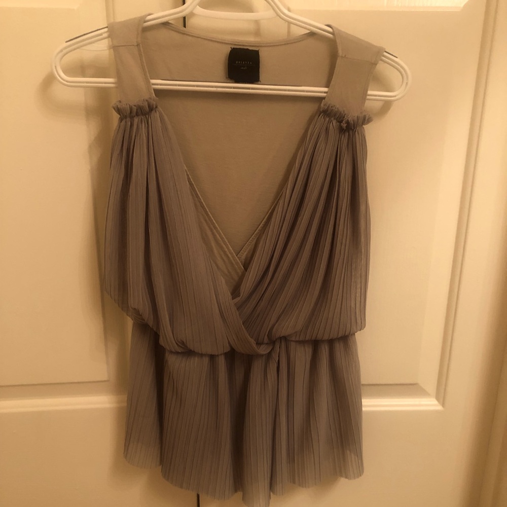 Women’s Blouse